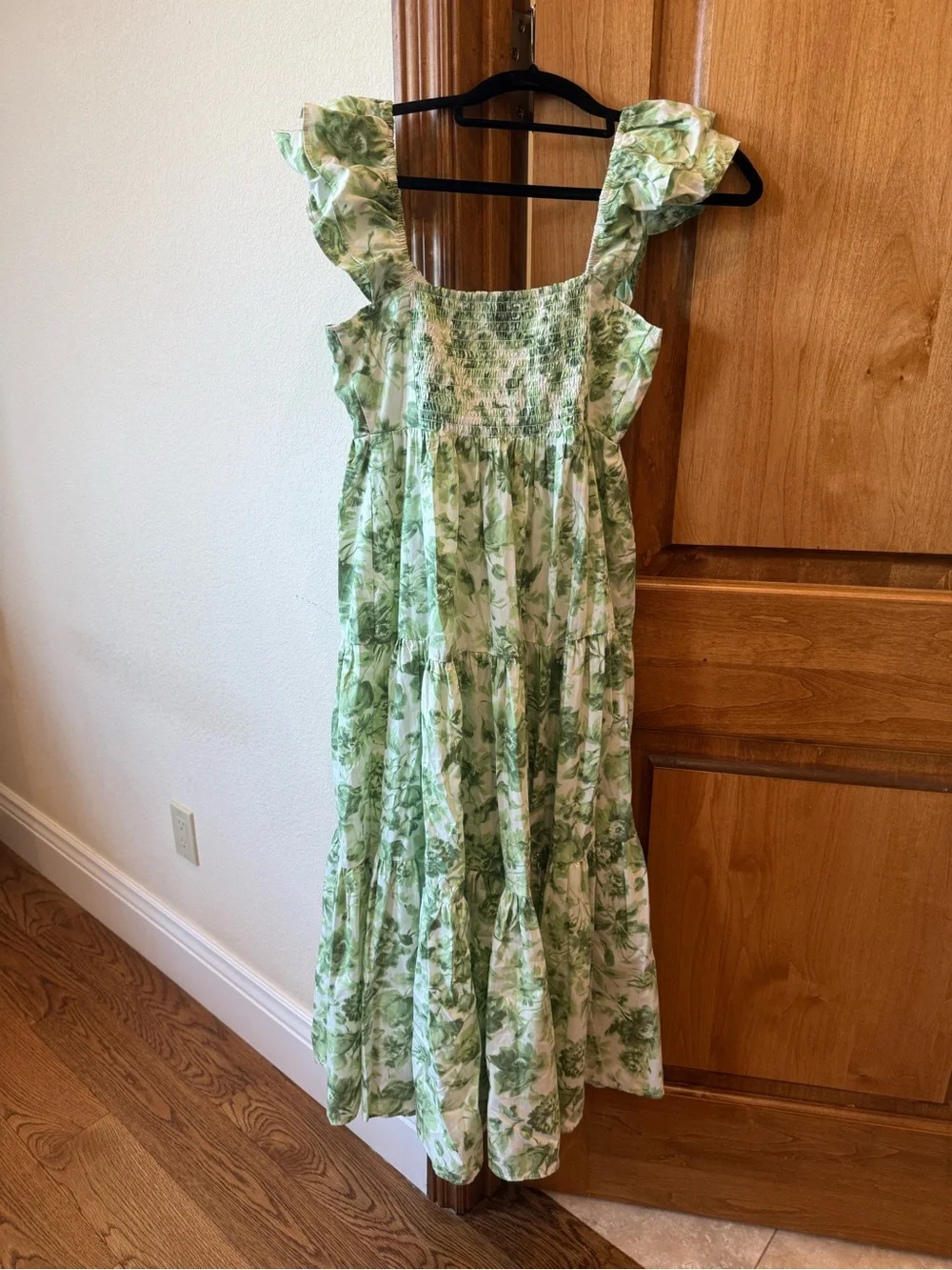 Abercrombie & Fitch Green Floral Midi Dress with Ruffle Sleeves